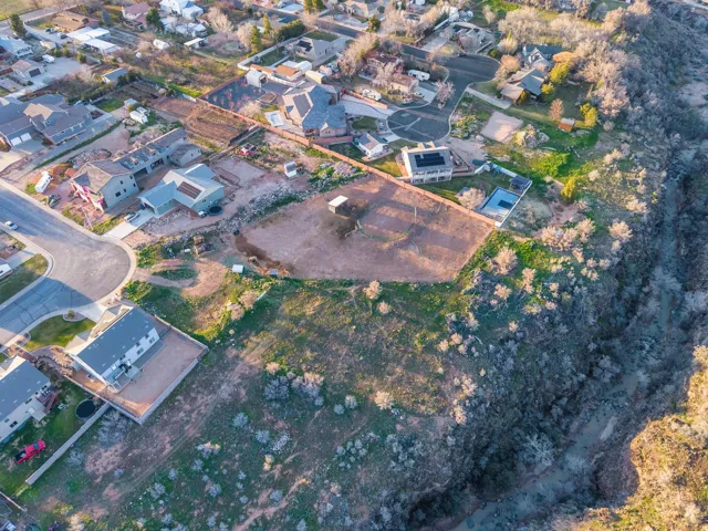 210 W Peachtree Dr, Toquerville, Utah 84774