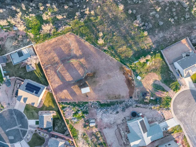 210 W Peachtree Dr, Toquerville, Utah 84774