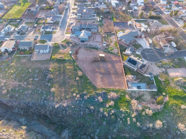 210 W Peachtree Dr, Toquerville, Utah 84774