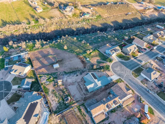 210 W Peachtree Dr, Toquerville, Utah 84774