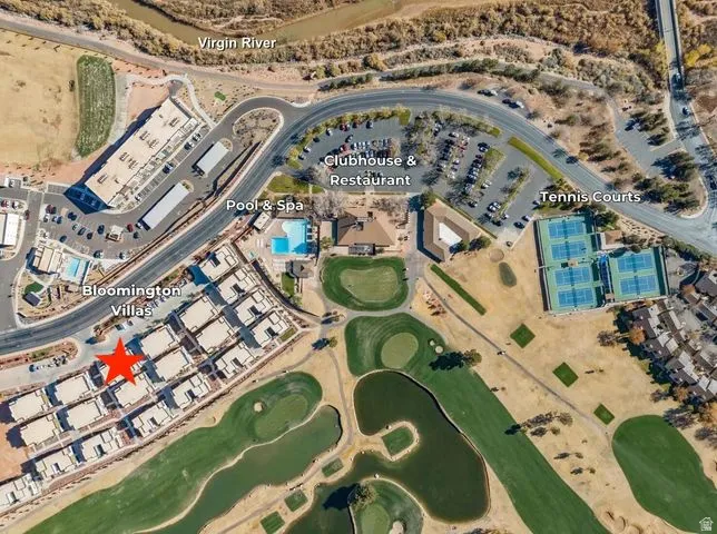 View of property location featuring a golf course