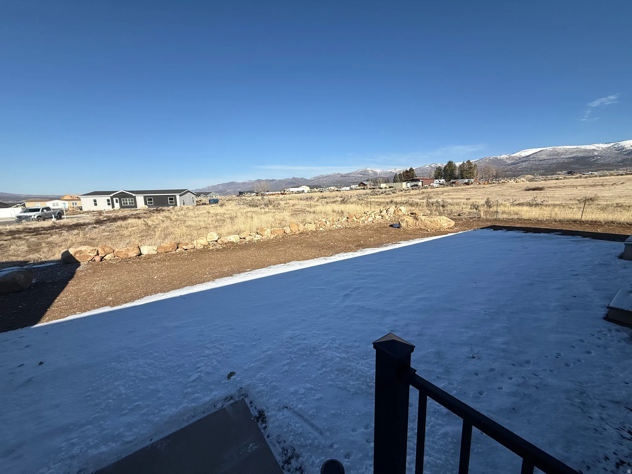 View of yard featuring a mountain view
