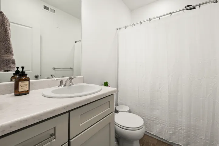 5227 W Reventon Dr #b201, South Jordan, Utah 84009