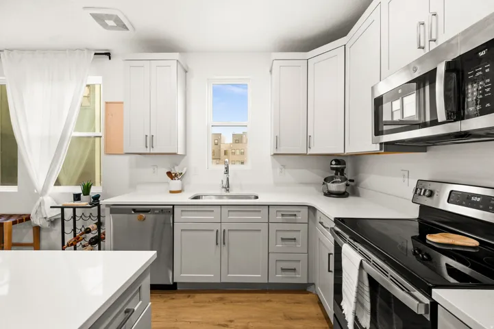 5227 W Reventon Dr #b201, South Jordan, Utah 84009