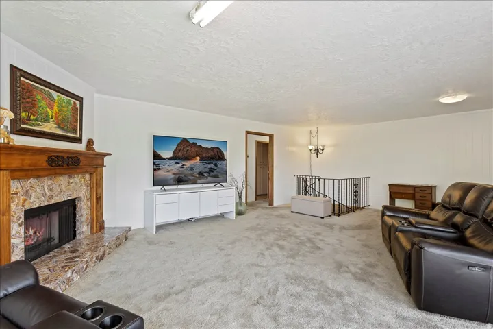 2391 Kays Creek Dr, Layton, Utah 84040