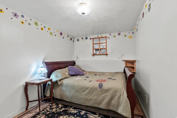 Bedroom with baseboards