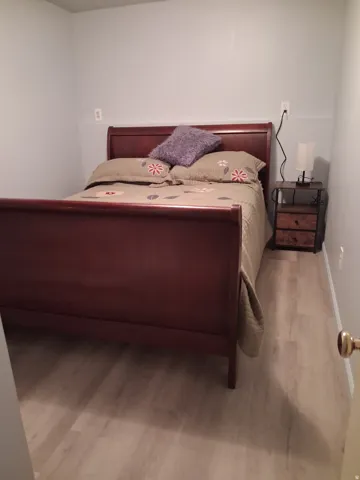Light-toned wood-finish flooring
