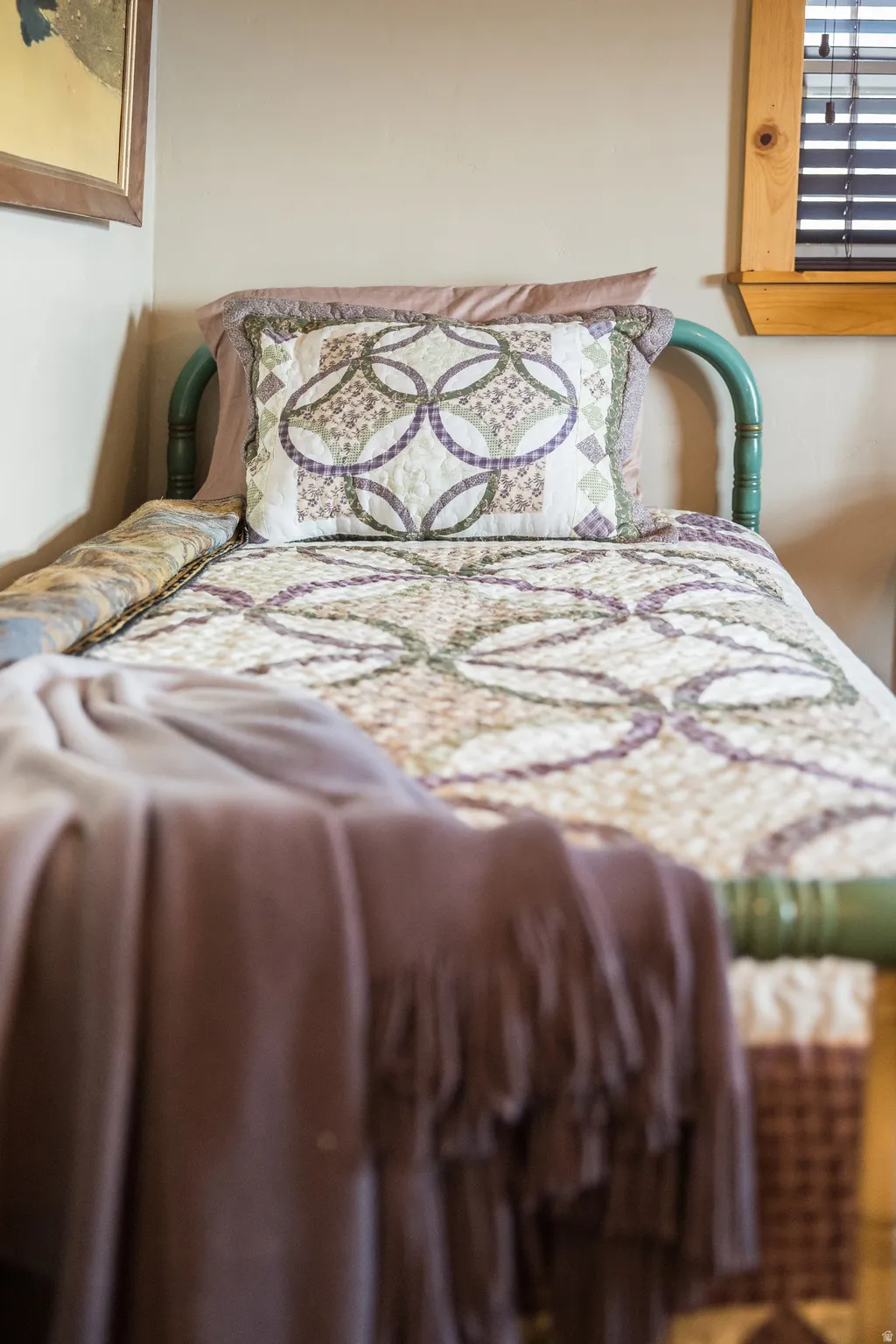 Bedroom with radiator heating unit