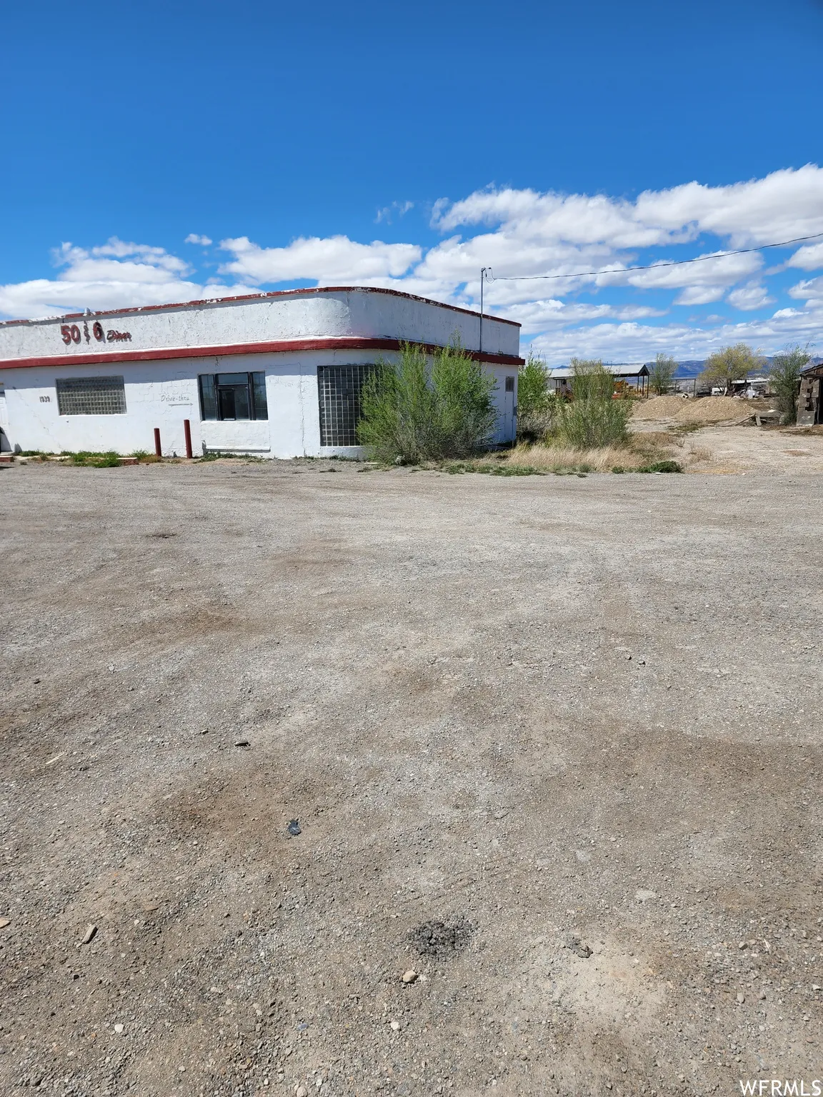 View of side of home