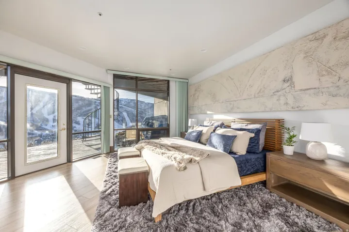 1360 Golden Way #92, Park City, Utah 84060