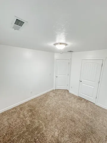 Additional guest bed/office