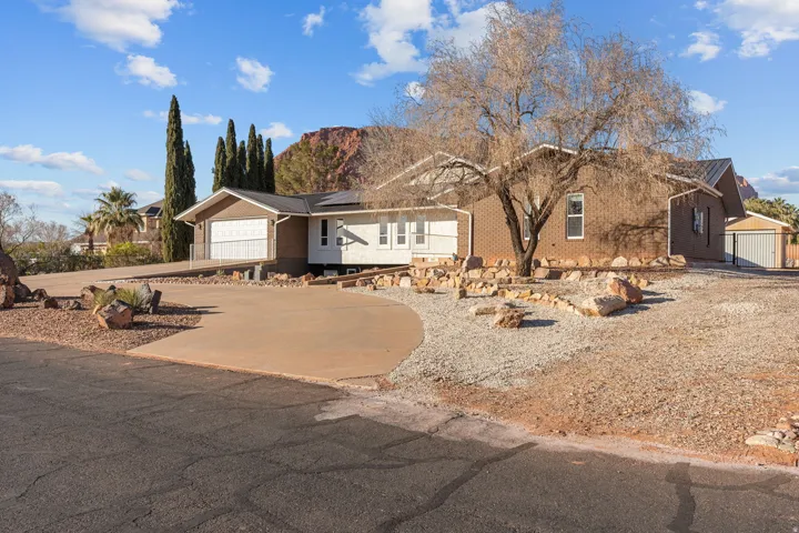 851 E Posado, Ivins, Utah 84738