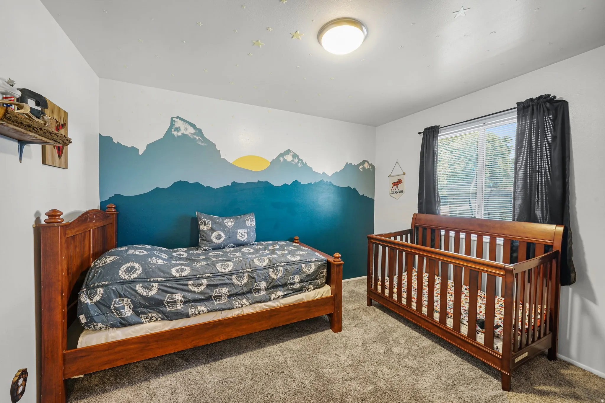 Bedroom with carpet floors