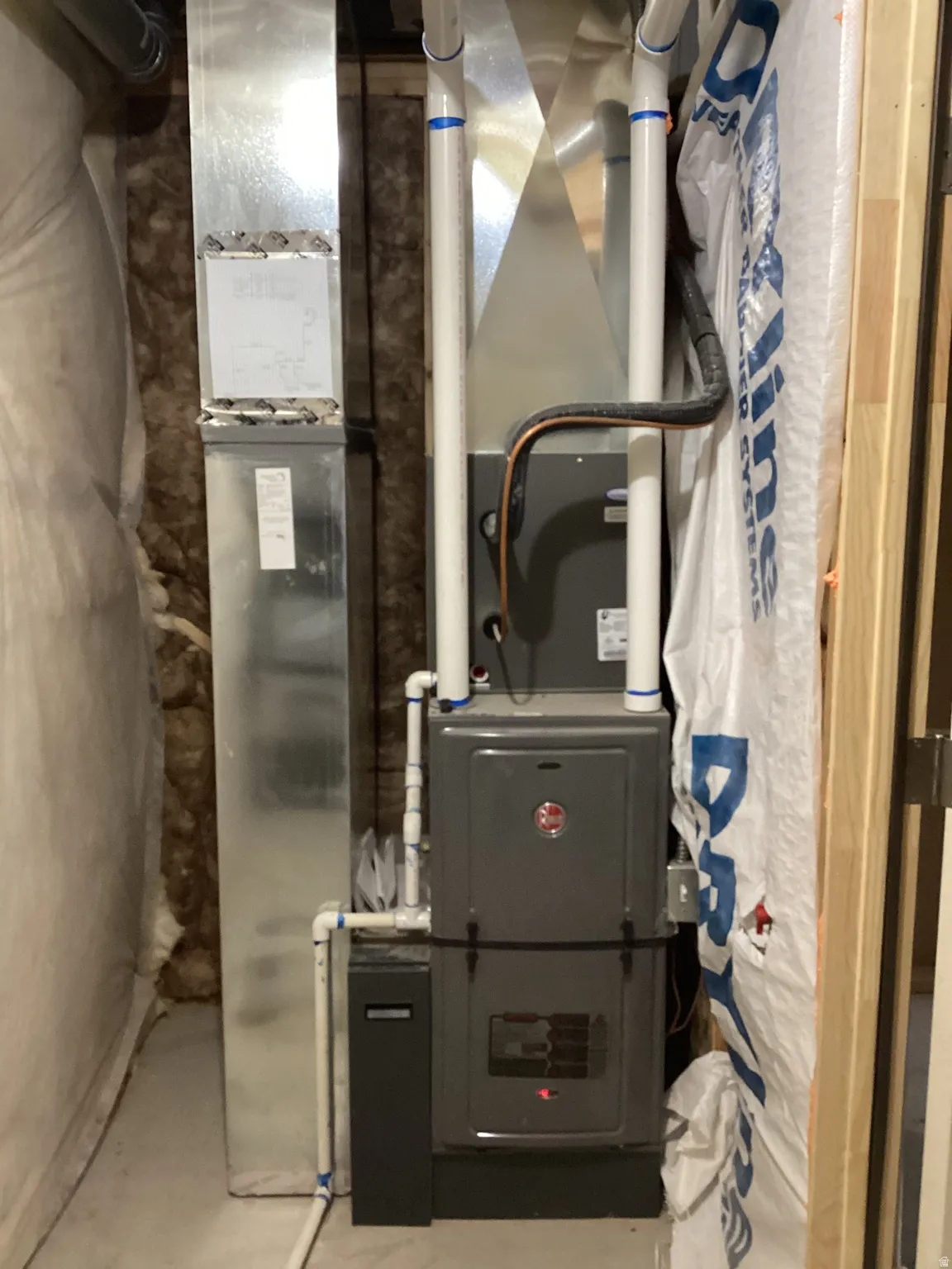 Utilities featuring heating unit