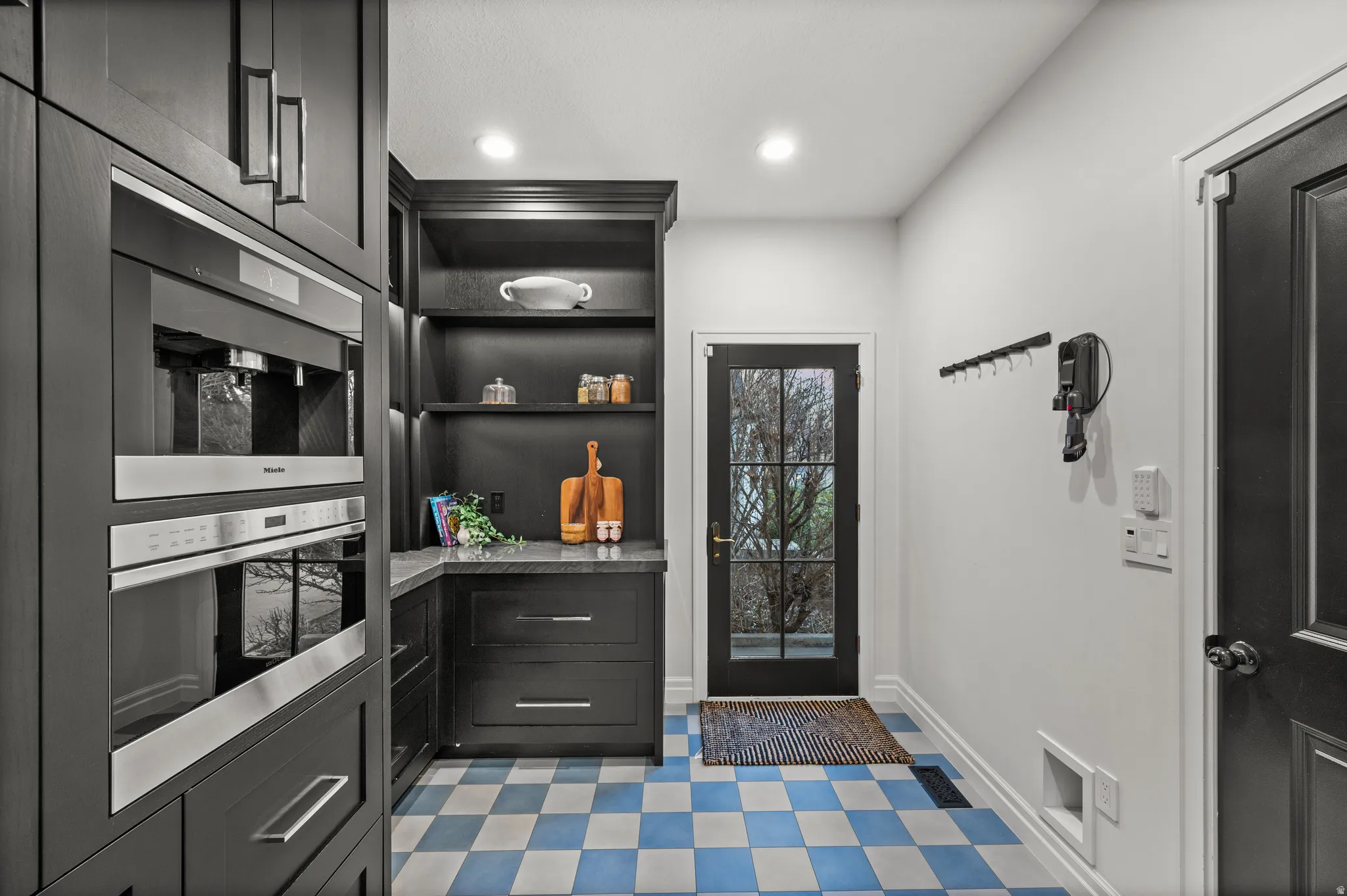 View of pantry/bar area