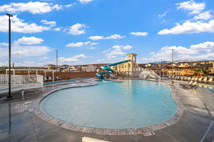 Fun Pool Amenities