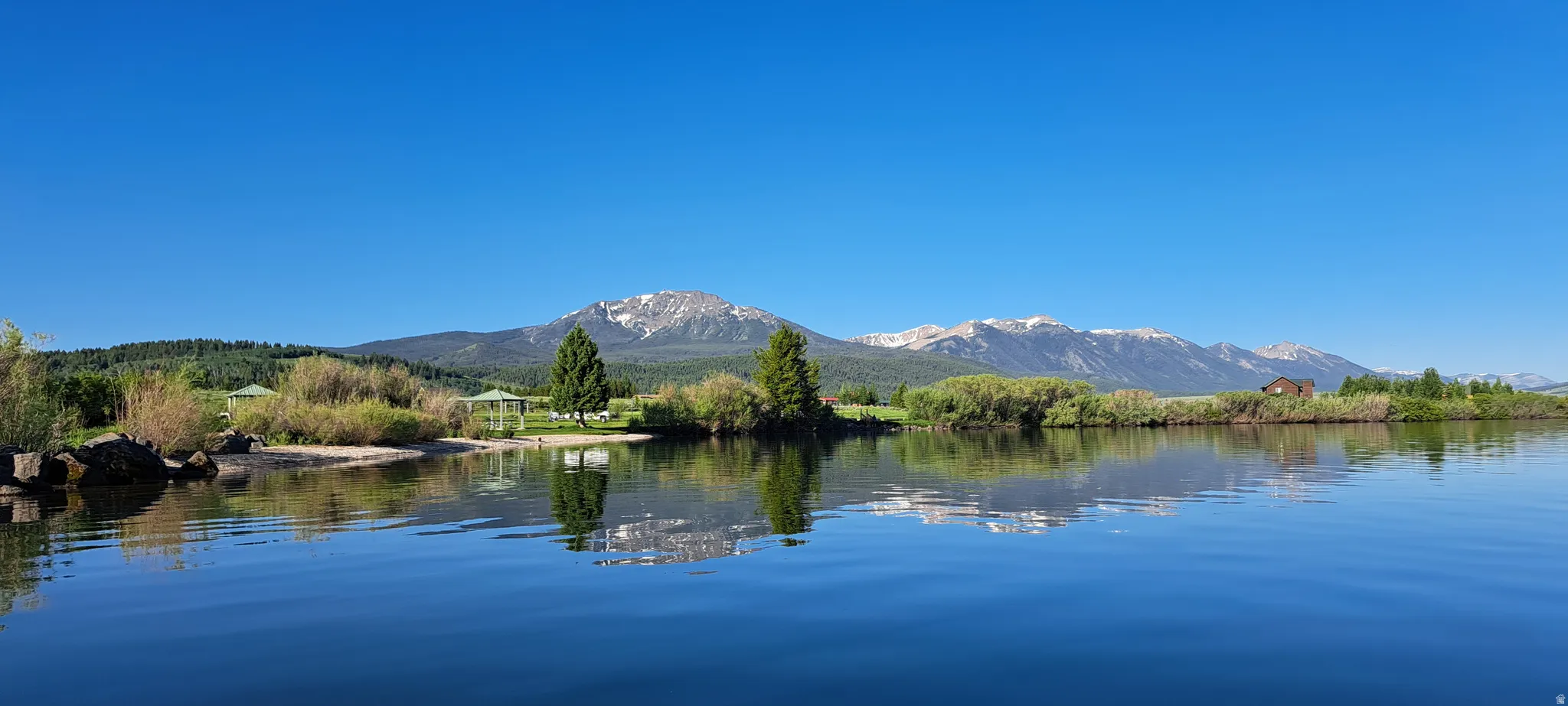Water view featuring a mountainous background