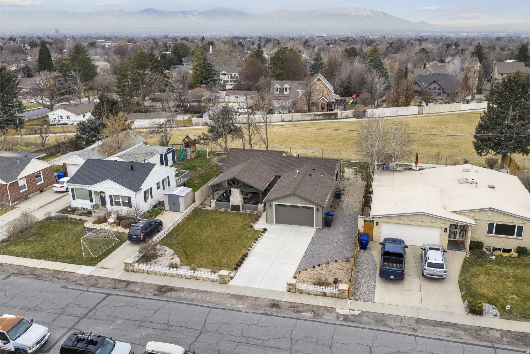 Aerial view of residential area with a mountain backdrop