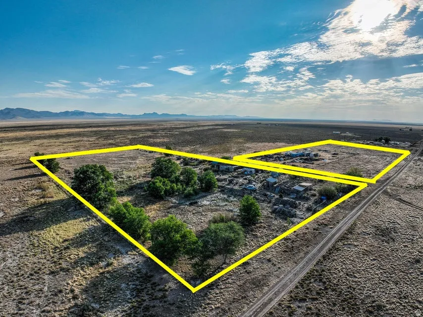 View of rural area featuring property parcel outlined