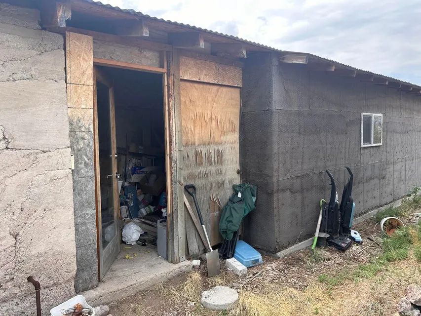 View of property exterior (side entrance)