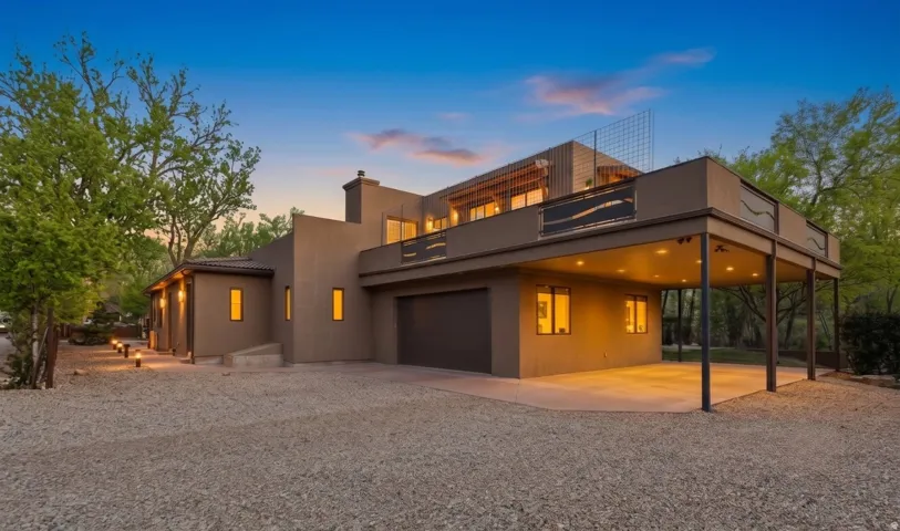 Riverfront Custom Estate – 1.41 Acres on the Virgin River