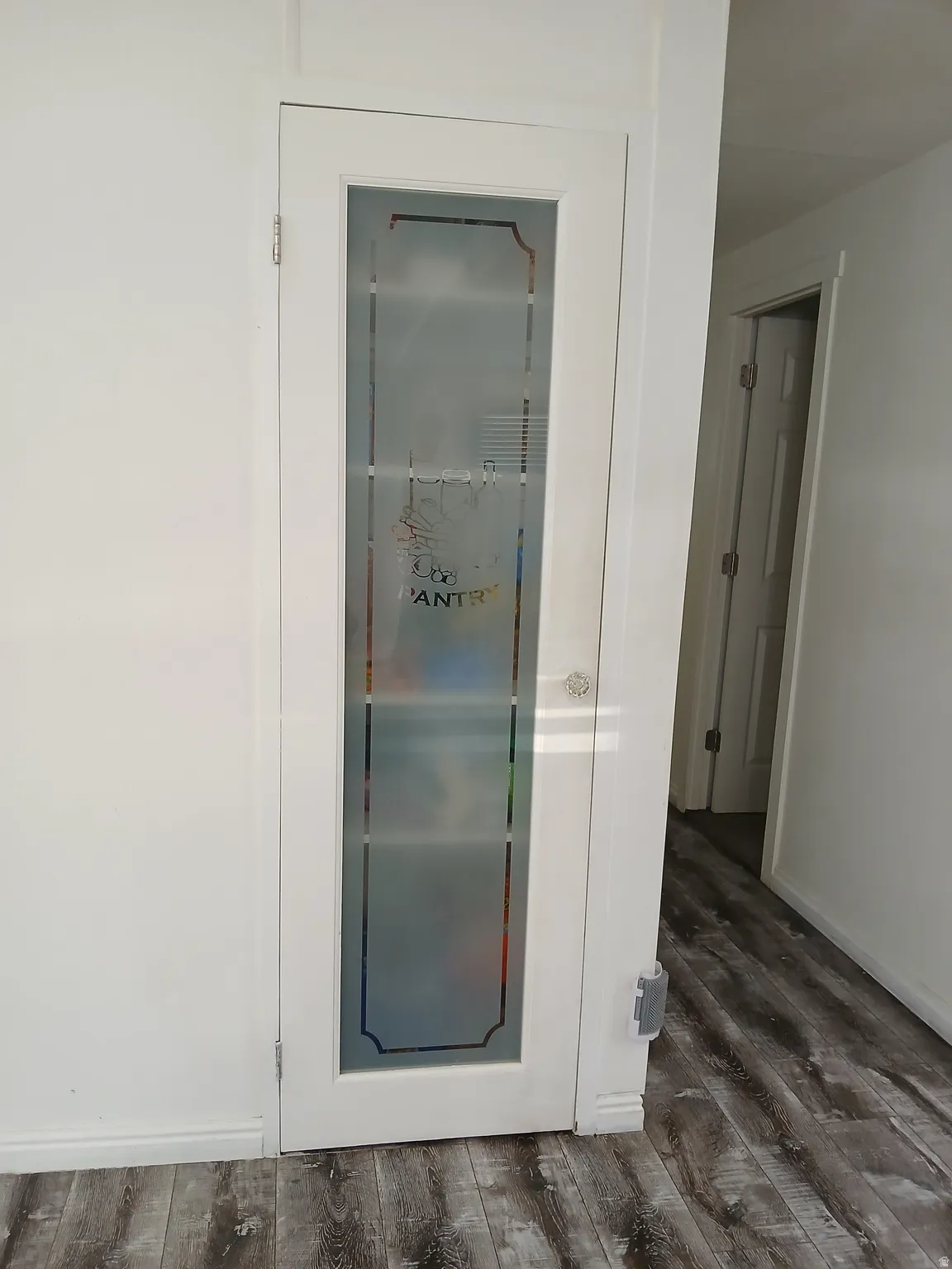 Detailed view of wood finished floors