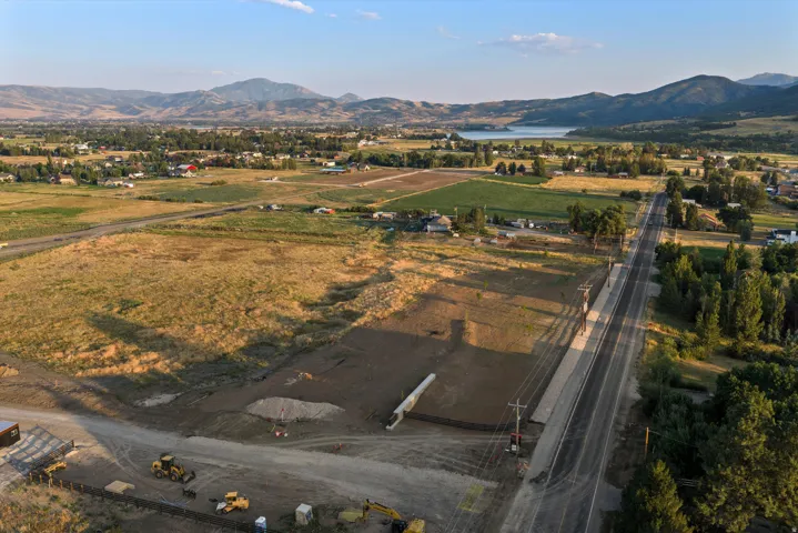 Expansive land parcel featuring direct road frontage