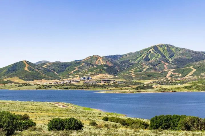 369 E Kayak Dr #204, Hideout, Utah 84036
