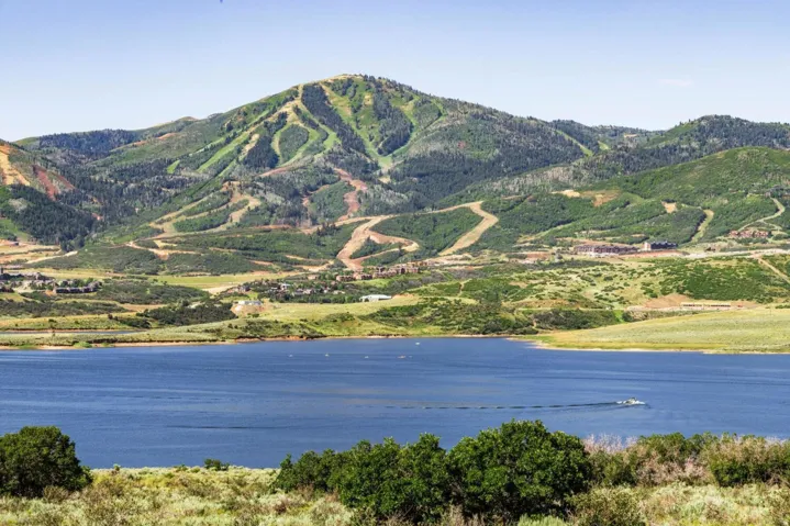 369 E Kayak Dr #204, Hideout, Utah 84036