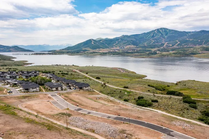 369 E Kayak Dr #204, Hideout, Utah 84036