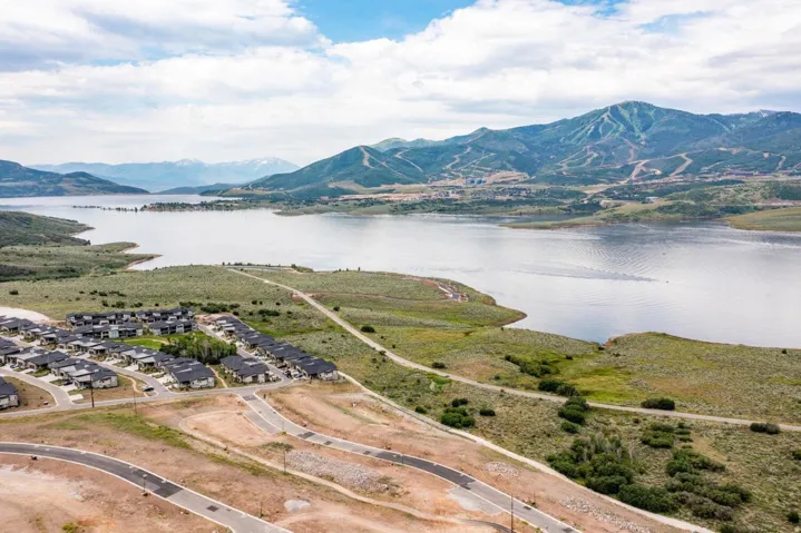 369 E Kayak Dr #204, Hideout, Utah 84036