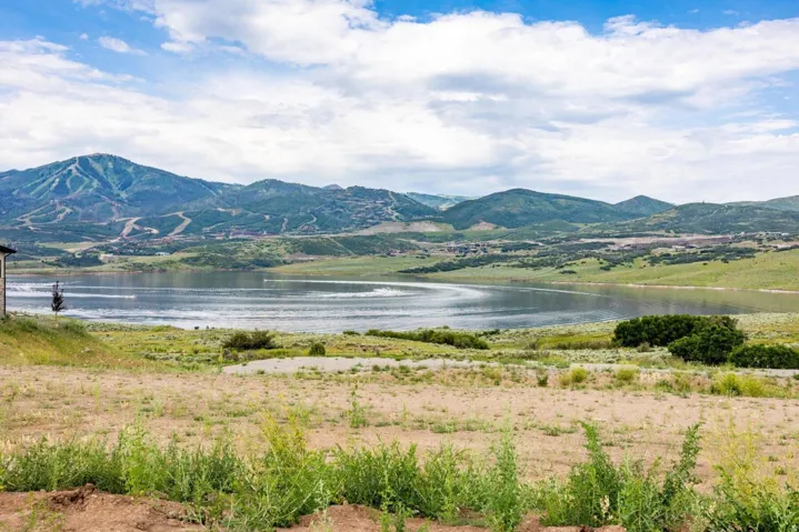 369 E Kayak Dr #204, Hideout, Utah 84036