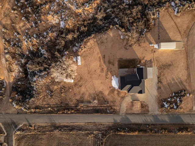 Aerial view of property and surrounding area