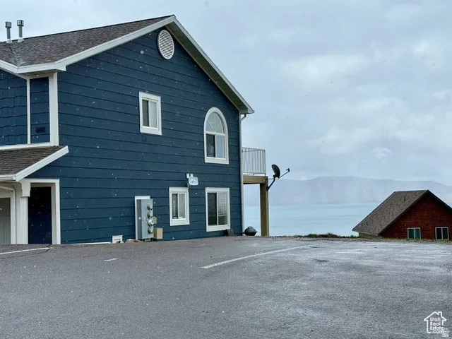 South side of end unit 1