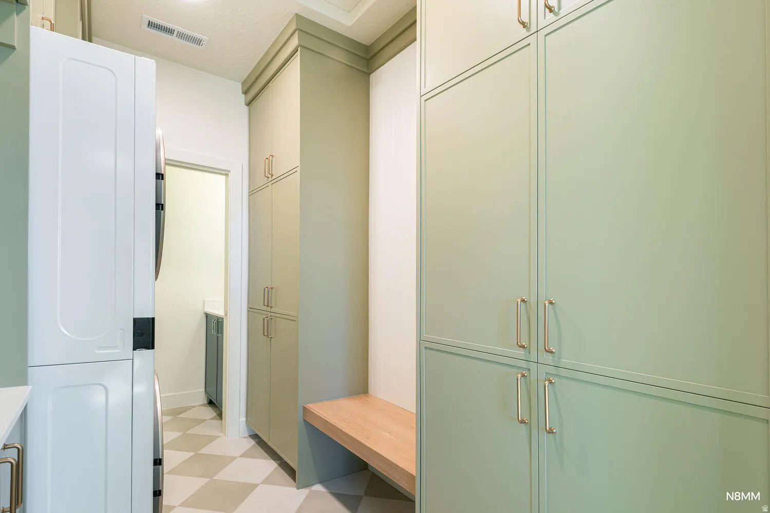 Mud room/Laundry