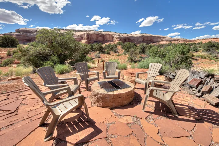 100 S Joe Wilson Dr, Moab, Utah 84532
