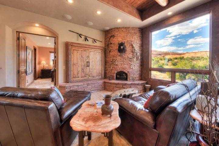 100 S Joe Wilson Dr, Moab, Utah 84532
