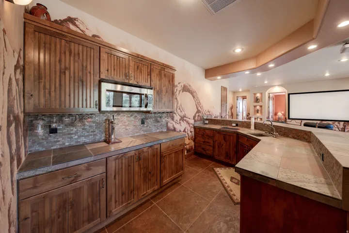 100 S Joe Wilson Dr, Moab, Utah 84532