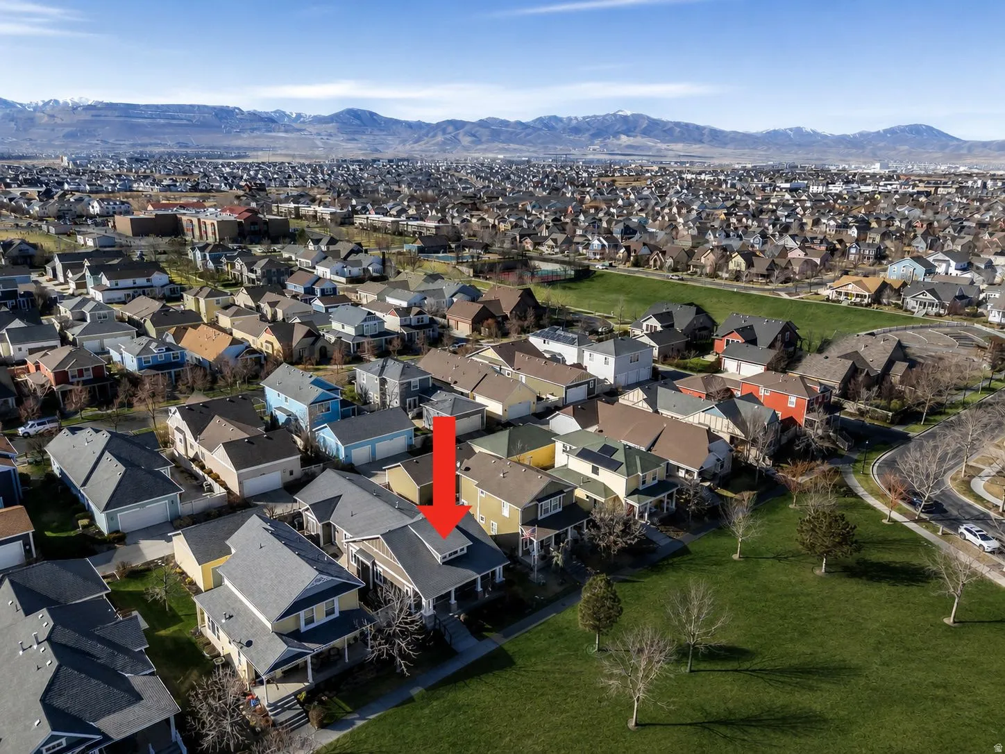 Prime park-front location highlighted from above