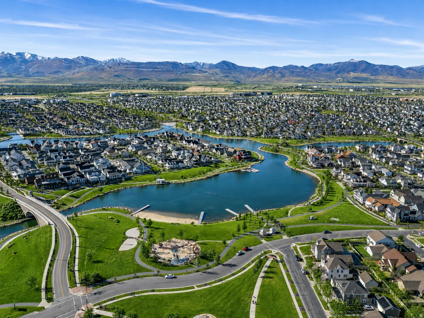 Enjoy the unmatched Daybreak lifestyle with scenic lake views, miles of walking and biking trails, and beautiful outdoor spaces just moments from home.