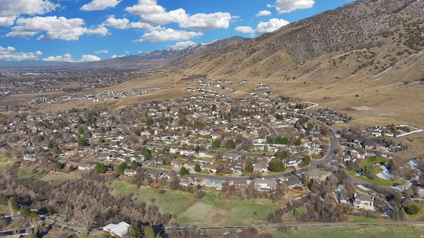 585 Maple Hollow Ln, Providence, Utah 84332