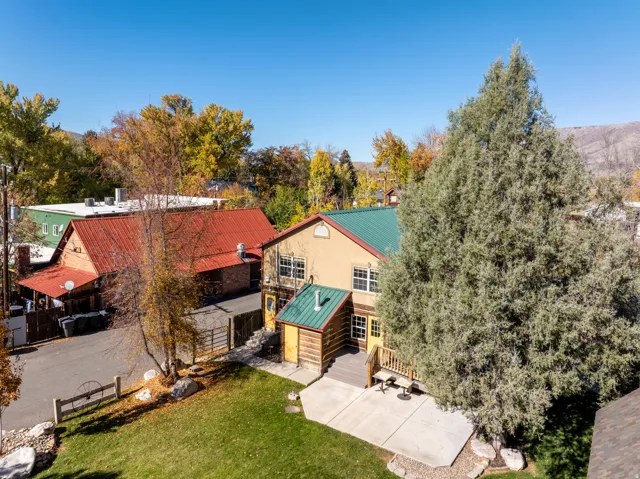 7355 E 200 S, Huntsville, Utah 84317