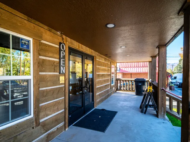 7355 E 200 S, Huntsville, Utah 84317