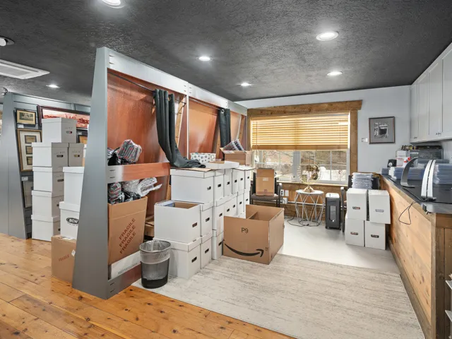 7355 E 200 S, Huntsville, Utah 84317