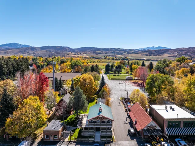 7355 E 200 S, Huntsville, Utah 84317