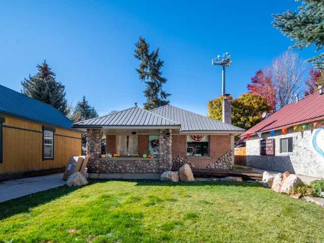 237 S 7400 E, Huntsville, Utah 84317