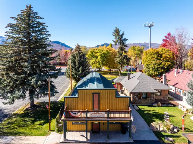 237 S 7400 E, Huntsville, Utah 84317