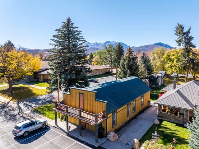 237 S 7400 E, Huntsville, Utah 84317
