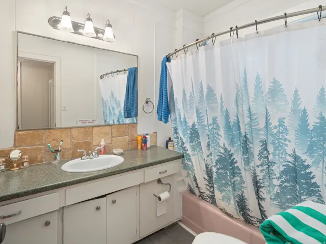 237 S 7400 E, Huntsville, Utah 84317