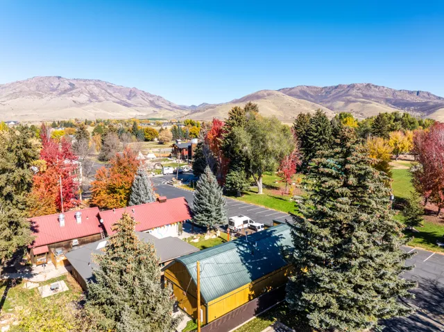 237 S 7400 E, Huntsville, Utah 84317